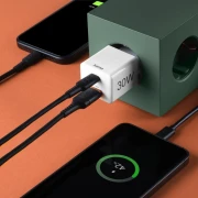 HAMA Бързо мини Gan зарядно 30 W