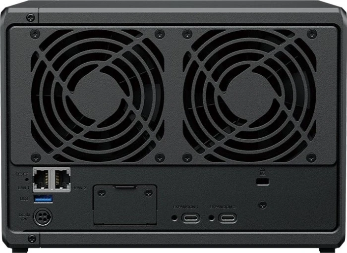 Мрежов сторидж Synology DS1525+, за 5 диска, AMD Ryzen V1500B - 4 Cores