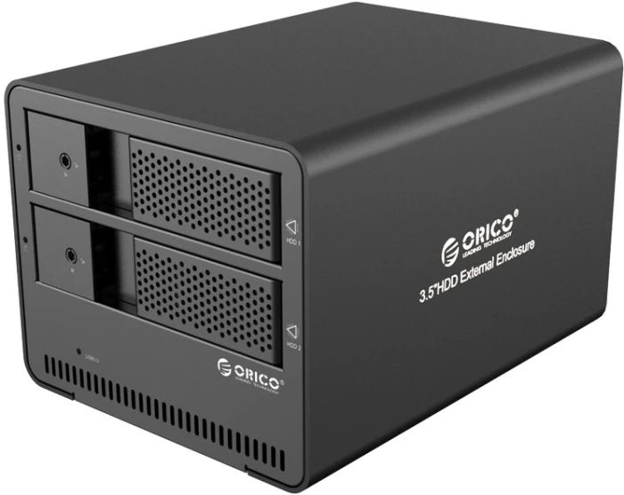 Orico кутия за два диска 3.5"