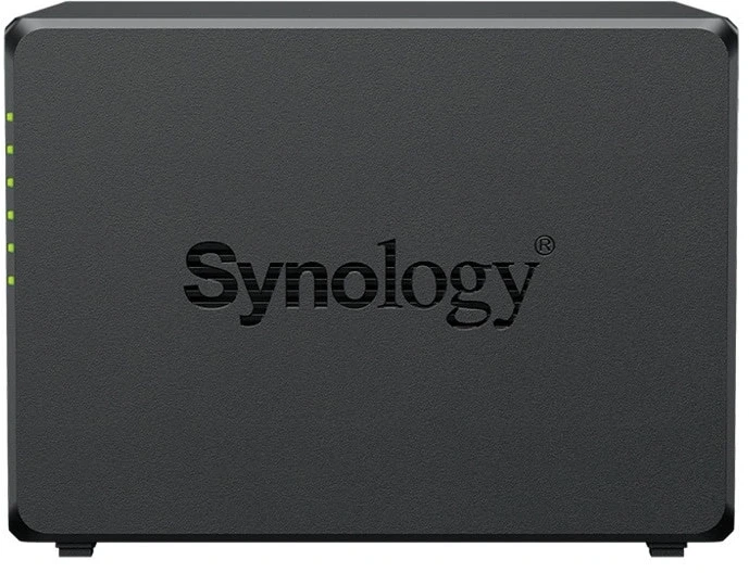 Мрежов сторидж Synology DS1525+, за 5 диска, AMD Ryzen V1500B - 4 Cores