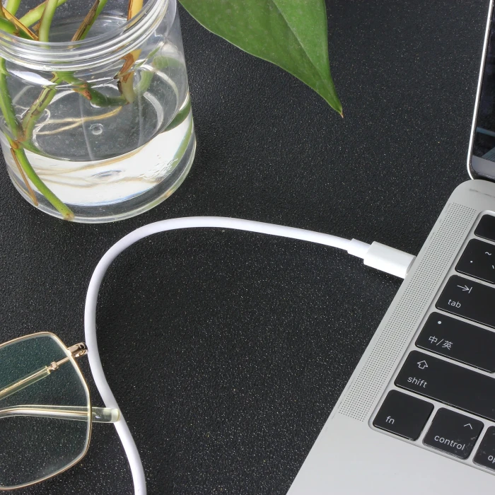 VCom USB-C > Lightning - 1.0m