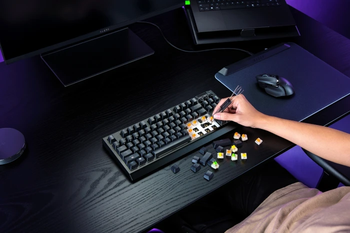 RAZER BlackWidow V4 TKL HyperSpeed