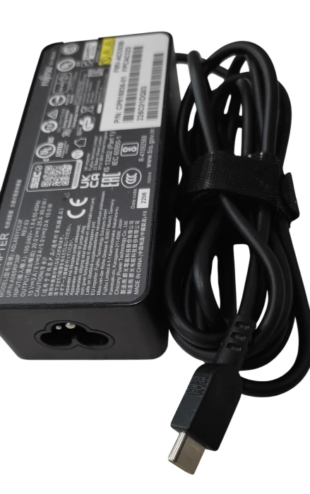 Оригинален Fujitsu USB-C 65W /РЕМАРКЕТИРАН/