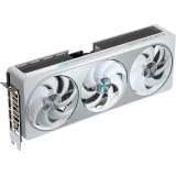 GIGABYTE RTX 5070 AERO OC 12G