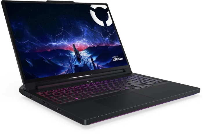 LENOVO Legion Pro 7 16IAX10H RTX 5090