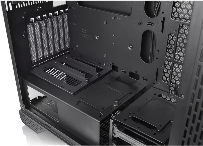 Thermaltake S300 TG Black