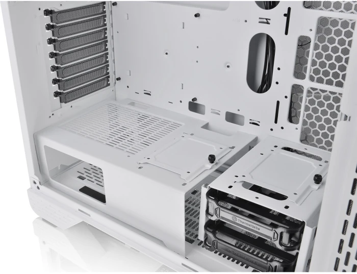 Thermaltake S300 TG Snow