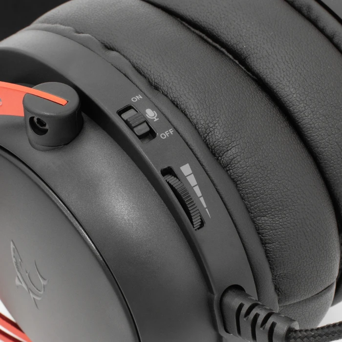 White Shark GORILLA - BLACK-RED